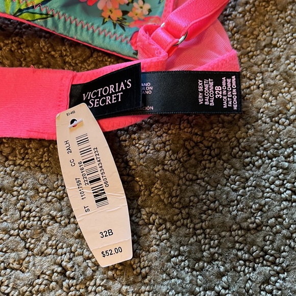 Bright Pink and Floral Victoria Secret Very Sexy Bra - Picture 7 of 10
